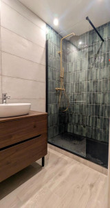 Photo de galerie - REALISATION SALLE DE BAIN COMPLETE 