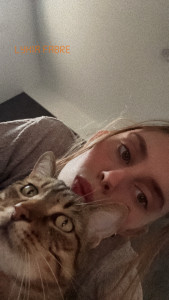 Photo de galerie - Nourissage, soins, jeu et beaucoup de câlin pour Titi