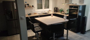 Photo de galerie - Cuisine avec îlot central 
