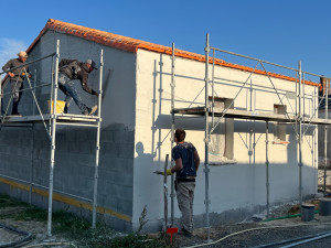 Photo de galerie - Enduit taloche sur maison neuve 