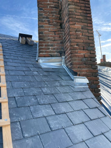 Photo de galerie - Entourage de 2 cheminée collé