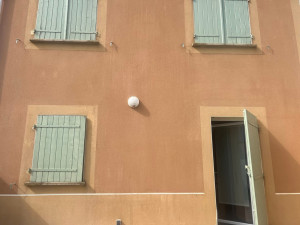 Photo de galerie - Après nettoyage rinçage est hydrofuge façade 