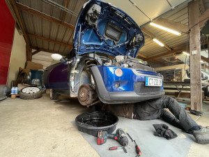 Photo de galerie - Entretien extérieur et intérieur de votre véhicule à domicile 