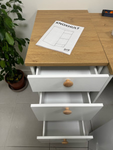 Photo de galerie - Élément de cuisine IKEA KNOXHULT avec tiroirs et plan de travail 