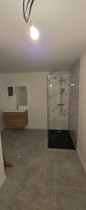Photo de galerie - Installation douche et meuble