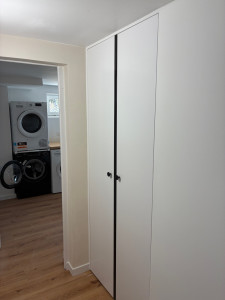 Photo de galerie - Création porte sur mesure puis peinture 