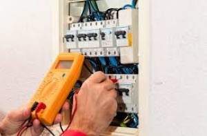 Photo de galerie - Renovation, neuf, ancien , prise, interrupteur, pose tableau, installation four, plaque vitro, led, luminaire