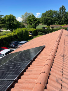 Photo de galerie - Démoussage toiture 