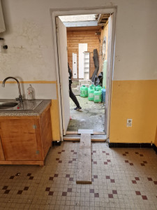 Photo de galerie - Débarrasse local commercial : gravat/ meuble/encombrant etc