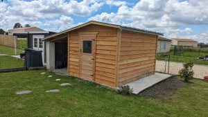 Photo de galerie - Démontage d'un vieux cabanon pour fabrication d'un chalet 