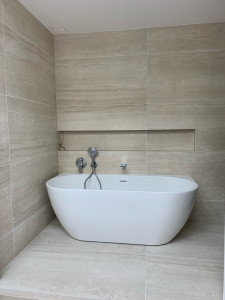 Photo de galerie - Pose de baignoire avec robinetterie ?