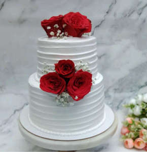 Photo de galerie - Wedding Cake ( Fraise / Vanille ) ?