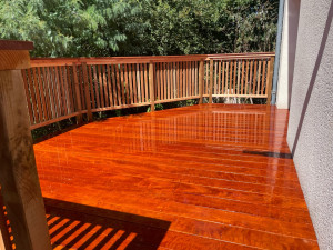 Photo de galerie - Terrasse sur pilori avec garde de corps
