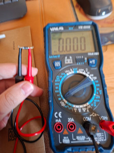 Photo de galerie - Une diode de redressement HS