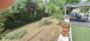 Photo de galerie - Taille de haie jusqu'à 4m
electroportatif.
tonte évacuation des dechets 
