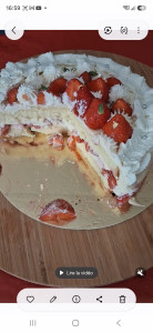 Photo de galerie - Envie d'une fraîcheur voici ce fraisier très gourmand 