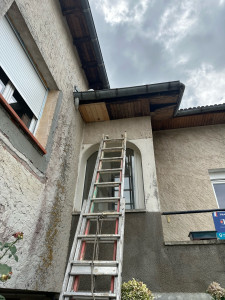 Photo de galerie - Rénovation des dessous de toit avec changement des lattes endommagé par des lattes neuves