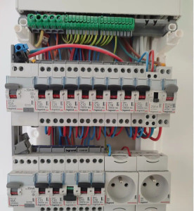 Photo de galerie - Installation tableau de répartition 