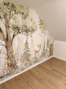 Photo de galerie - Chambre enfant tapisserie et Sol stratifié 