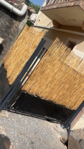 Photo de galerie - Création portail soudure sur mesure + peinture finition bois et brise vue 