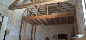 Photo de galerie - Mezzanine douglas,plancher douglas ,garde corps frêne olivier, tubes acier noircis