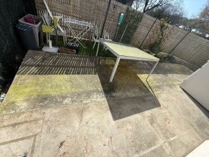 Photo de galerie - Application d’un Karcher, plus produit nettoyant, anti mousse