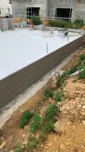 Photo de galerie - Réalisation de l’étanchéité des murs de fondation et du vide sanitaire d’une maison