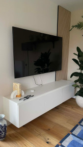 Photo de galerie - Ensemble tv - meuble tv sur supports muraux 