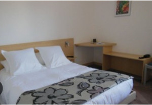 Photo de galerie - Je suis une femme sérieuse et active. Je propose mes services dans le ménage chez les particuliers, faites moi confiance et vous ne serez pas déçu 