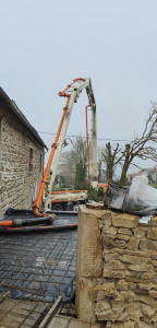 Photo de galerie - .Travaux de petits bricolages du bâtiment toiture, maçonnerie, plomberie, pienture,sol,électricité 
.Tous types de Nettoyage intérieur extérieur 