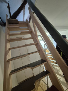 Photo de galerie - Pose escalier pas chinois plus peinture des marches ?