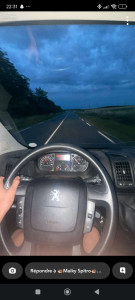 Photo de galerie - Camion fourgon pour vous aider dans tout genres de déplacement et debat