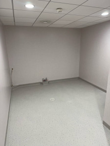 Photo de galerie - Salle de bain revêtement mural remonter en plinthe avec soudure à chaud 