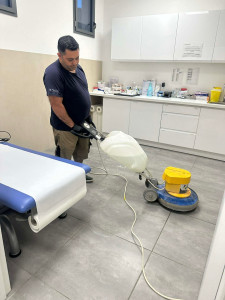 Photo de galerie - Nettoyage du sol professionnel 