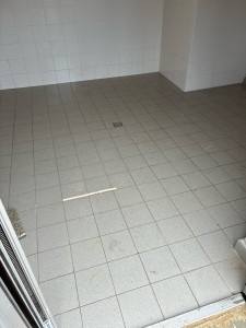 Photo de galerie - Nettoyage au karcher d’un local