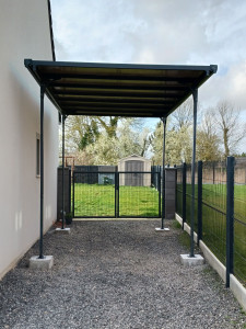 Photo de galerie - Création paillasse portails 
seuil de portails 
création paillasse béton pour carport caravane ou camping car 