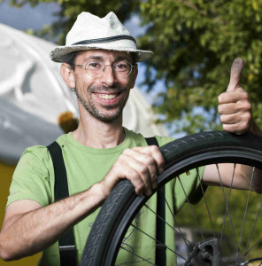 Photo de galerie - Je répare tous les types de vélo, et aussi les autres machines qui ne polluent pas.