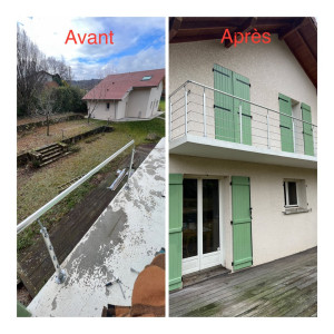 Photo de galerie - Dépose d’un vieux garde corps en bois remplacer par un nouveau en Inox. 