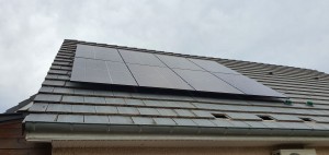 Photo de galerie - Pose de panneaux solaires (étude de projet de la demande préalable en commune jusqu'à la mise en marche de l'équipement)