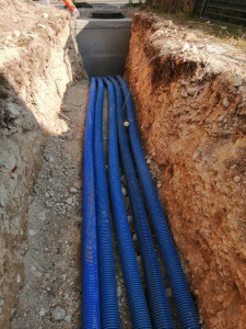 Photo de galerie - Terrassement plus pose de tuyaux pehd pour l'alimentation de 5 apparemments 