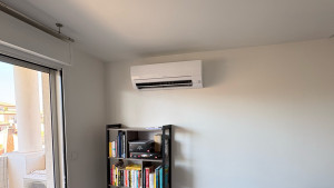 Photo de galerie - Installation d’une climatisation mono-split.