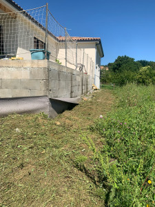 Photo de galerie - Tonte de pelouse - Débroussaillage