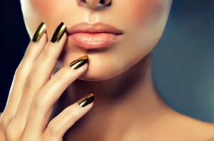 Photo de galerie - épilation visage , pose de vernis à ongle classique , maquillage de journée ou de soirée