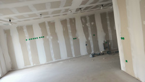 Photo de galerie - Propreté : Protection des murs et nettoyage du chantier assurés.
Faites confiance à notre expertise pour votre prochain projet  !