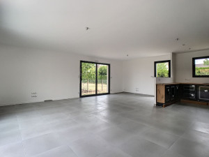 Photo de galerie - Enduit, ponçage après peinture 