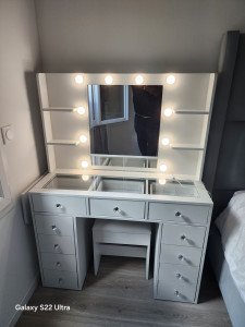 Photo de galerie - Coiffeuse 
