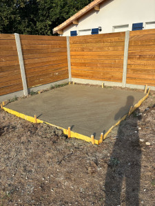 Photo de galerie - Dalle abris jardin