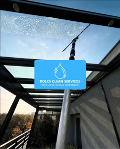 Photo de galerie - Nettoyage de vitres avec Dolce Clean Services