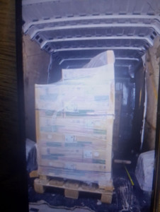 Photo de galerie - Transports de colis sur palette et du matériaux.