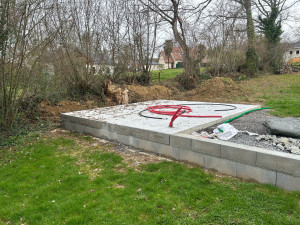 Photo de galerie - Maçonnerie ,pose de clôture, terrassement 